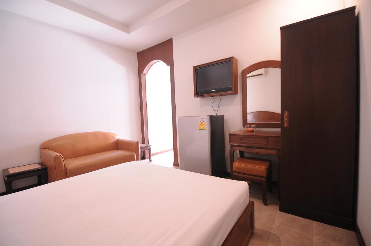 Paradise Inn And Dining 사라 부리 외부 사진